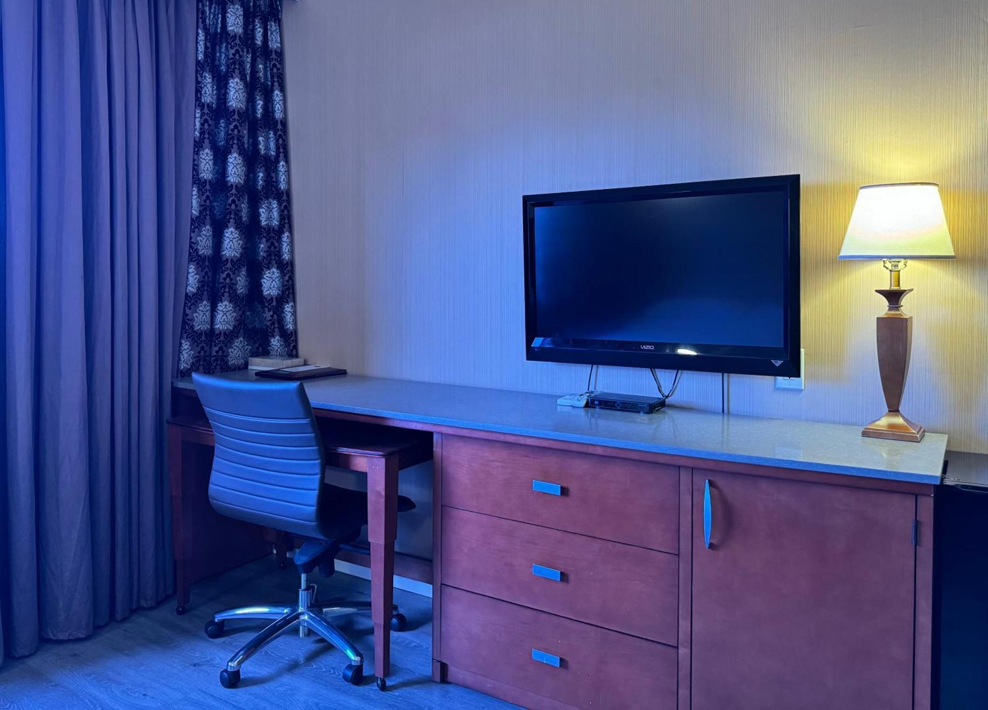 Garden Suite Hotel And Resort Лос-Анджелес Экстерьер фото